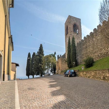 Gardappartamenti Castle Bell Moniga del Garda Eksteriør billede